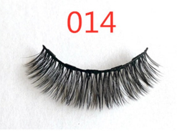 A Pair Of False Eyelashes With Magnets In Fashion 1484823548239