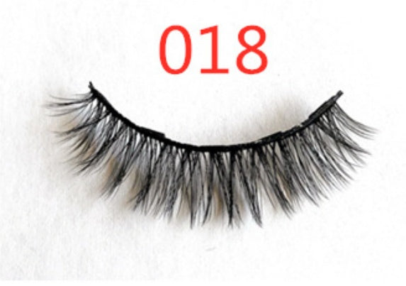 A Pair Of False Eyelashes With Magnets In Fashion 2164501139812