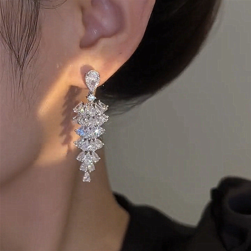 Sparkling Zircon Christmas Tree Drop Earrings For Women Trendy Xmas Tree Plant Dangle Earrings New Year Festival Party Jewelry 5e9b570c-87b7-4cfa-a2c4-1f6d94021041