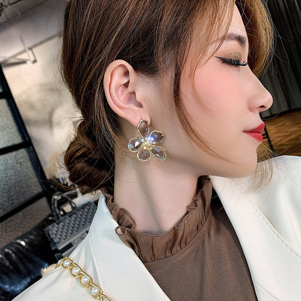 Women's European And American Exaggerated Crystal Flower Earrings 907edc11-efb3-4c6a-a962-24b8c843e548